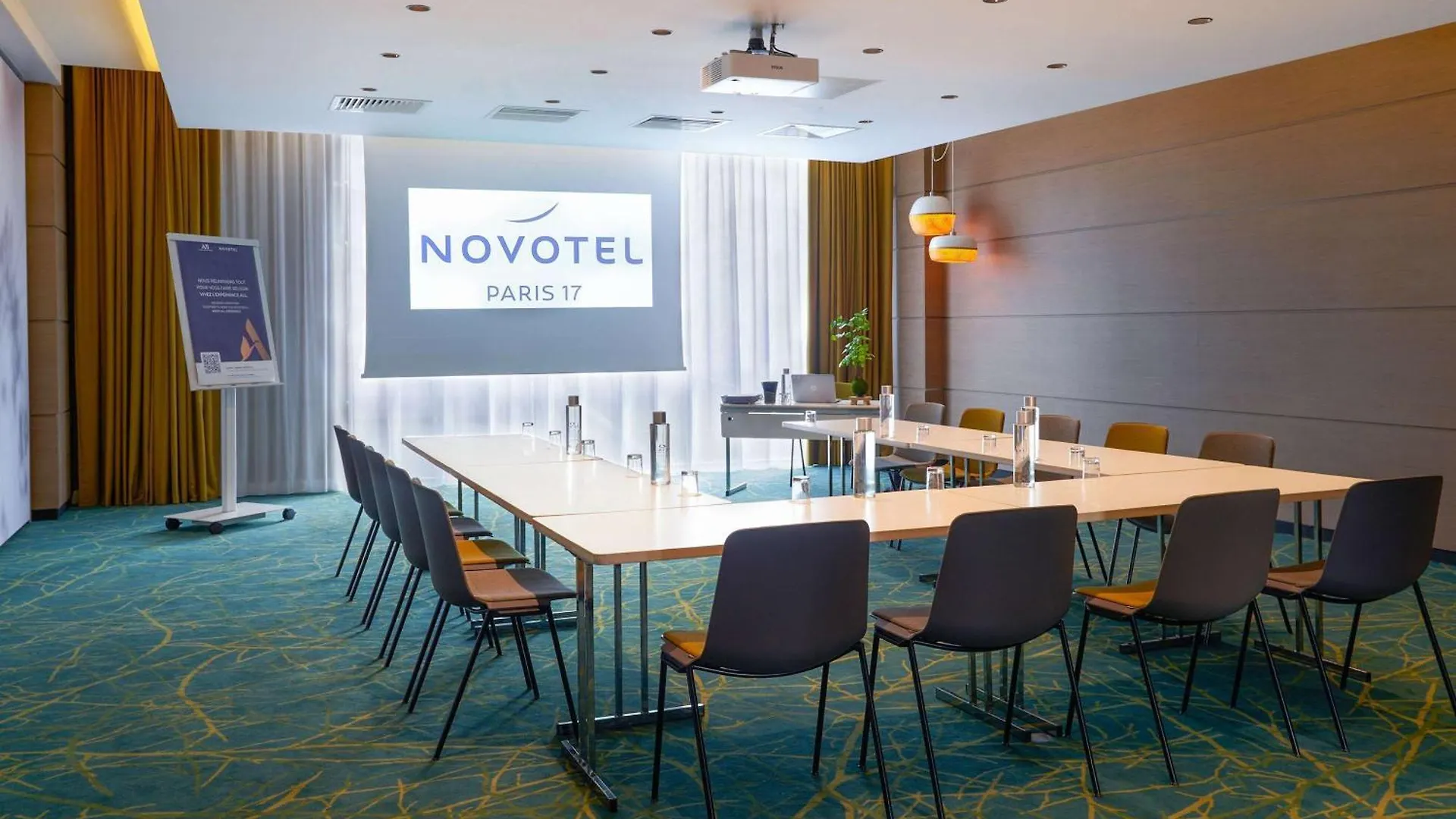 Novotel 17 Hotel