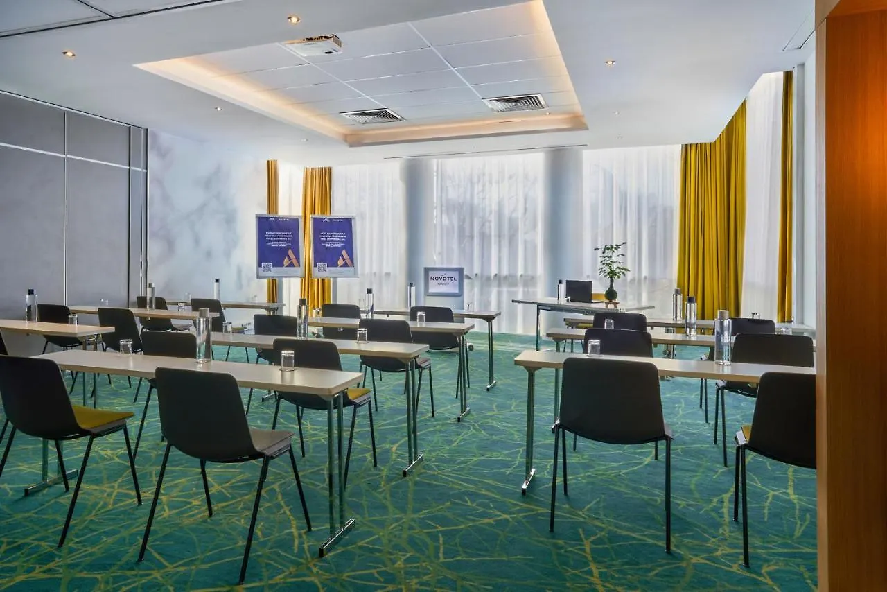 Novotel 17 Otel