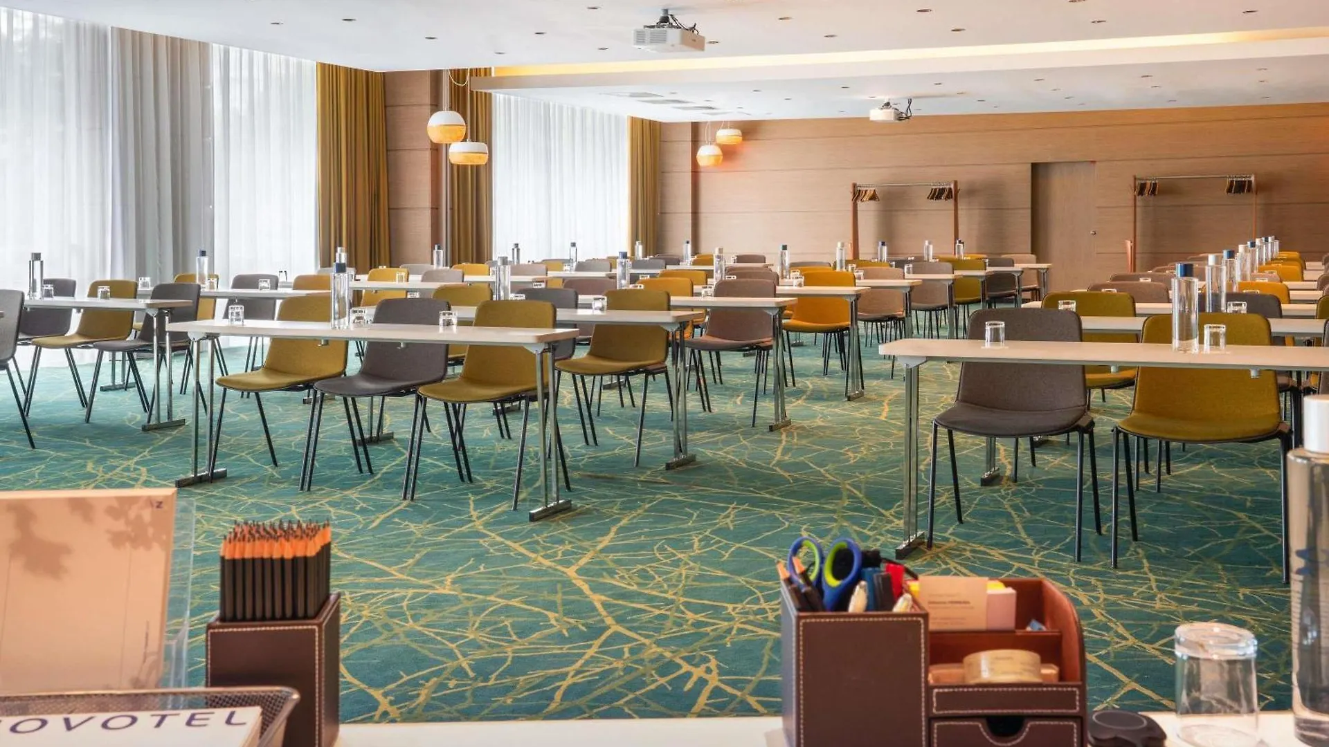 Novotel 17 Hotel 4*
